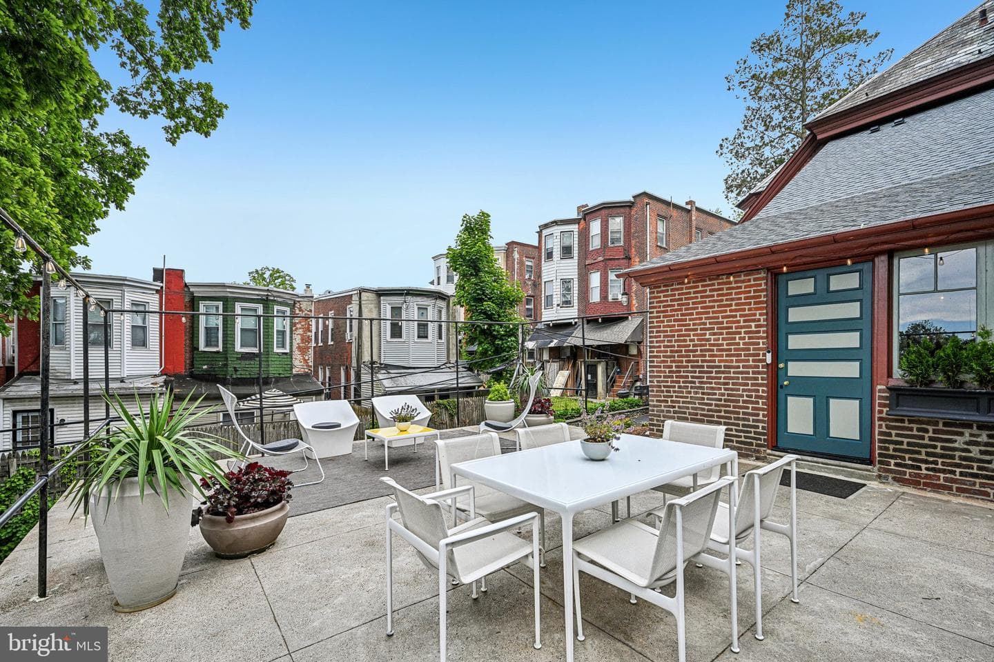 51 E Penn Street photo 55