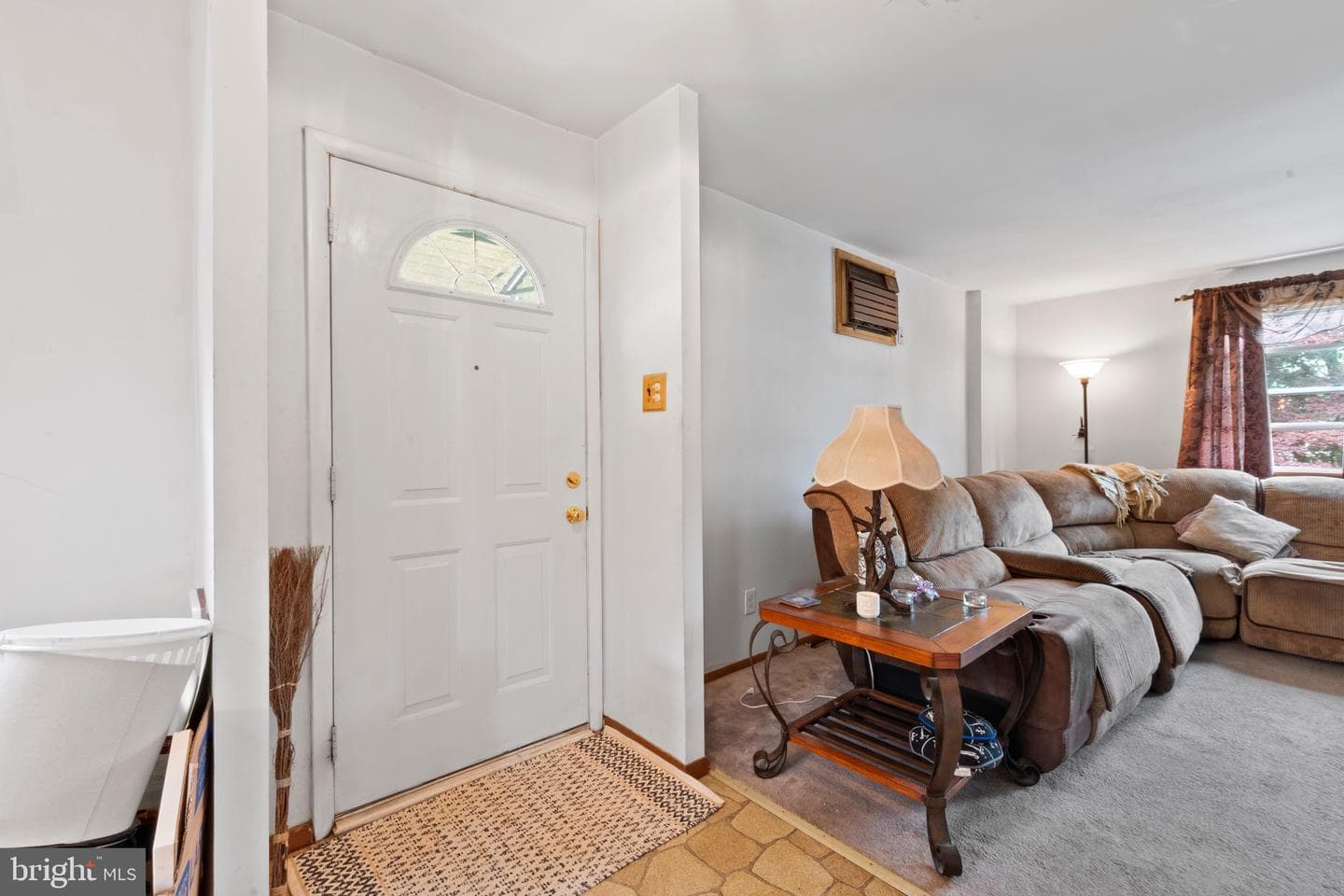 826 Avon Road photo 3