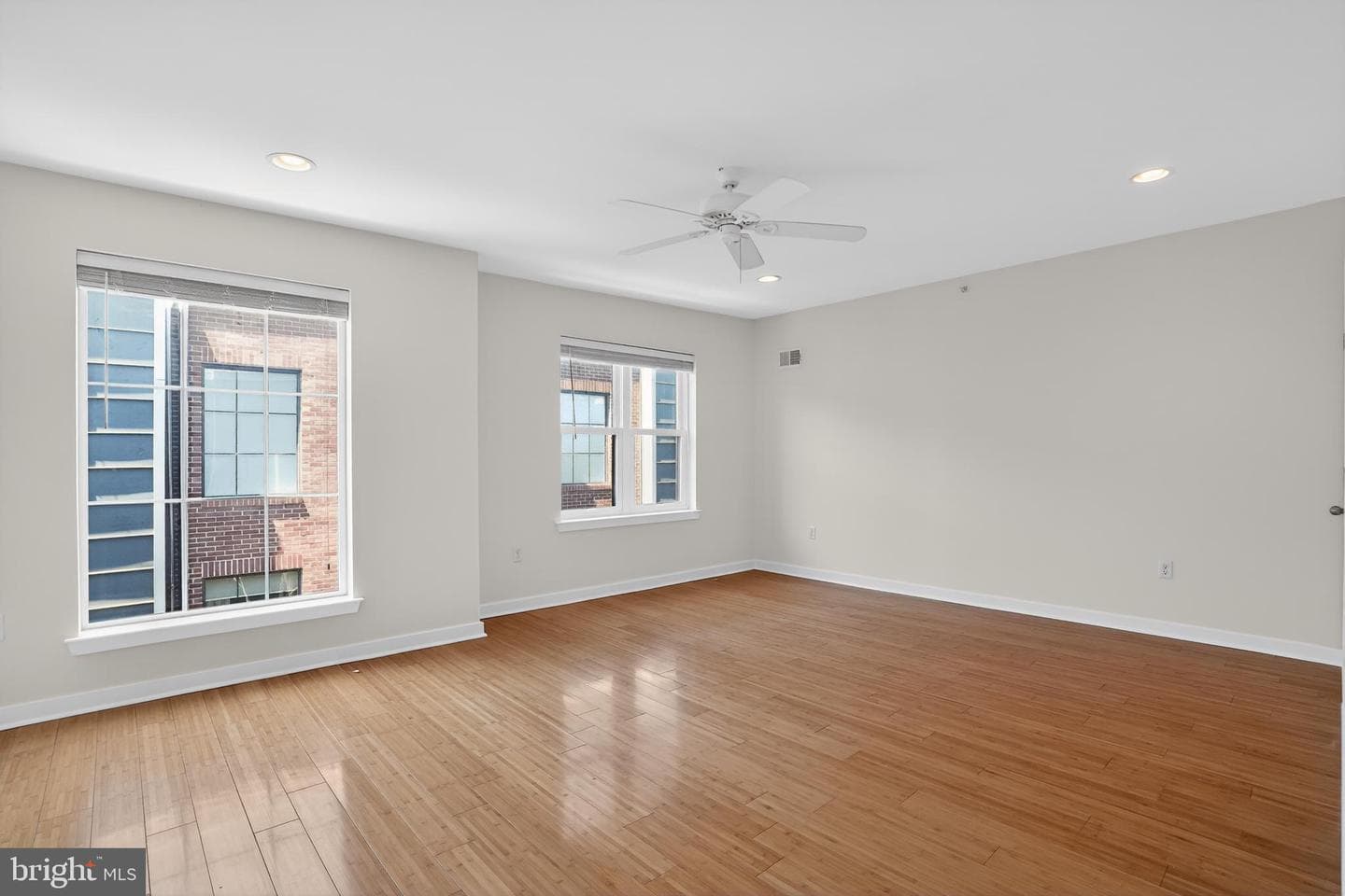 1305 S Hancock Street photo 21