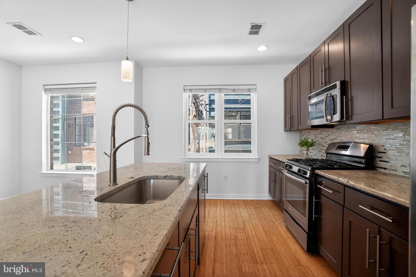 1305 S Hancock Street photo 26