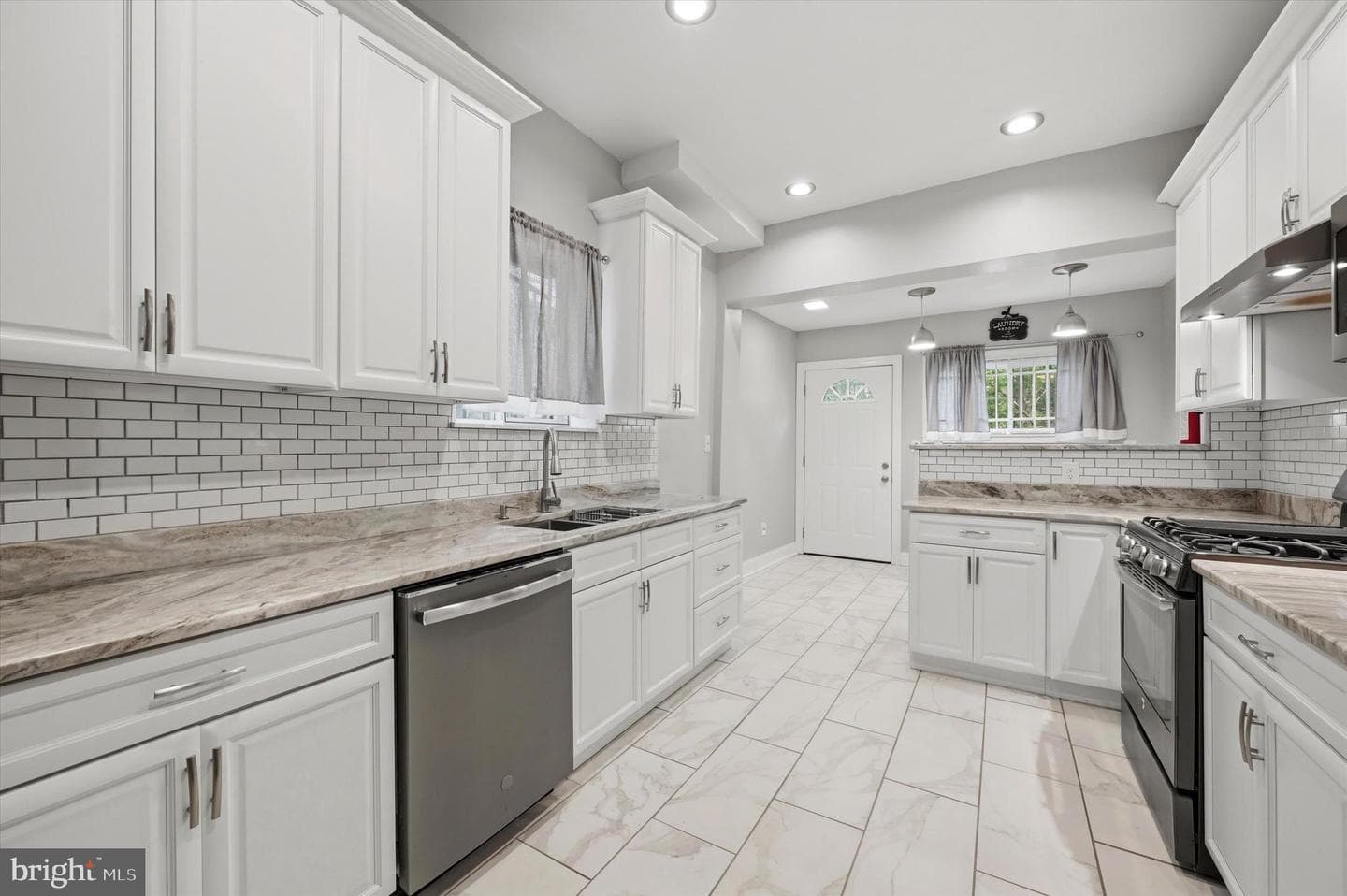 4001 Ogden Street