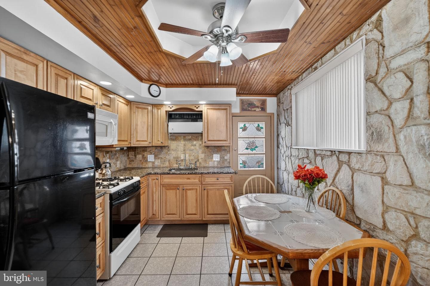 2623 S Jessup Street photo 11