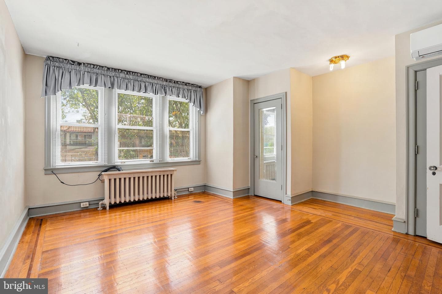 5330 N Sydenham Street photo 27