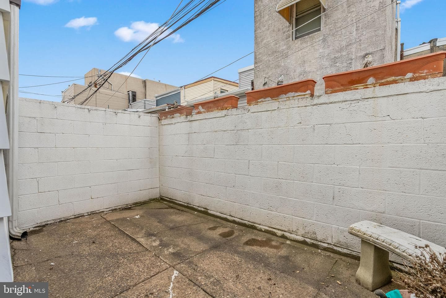 140 Sigel St photo 11