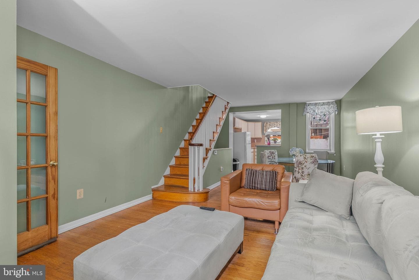 140 Sigel St photo 3