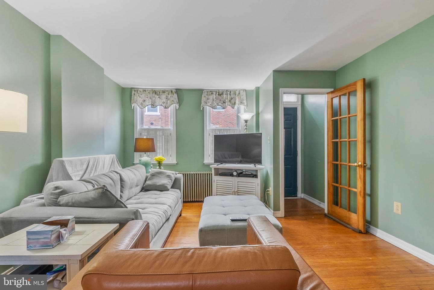 140 Sigel St photo 5