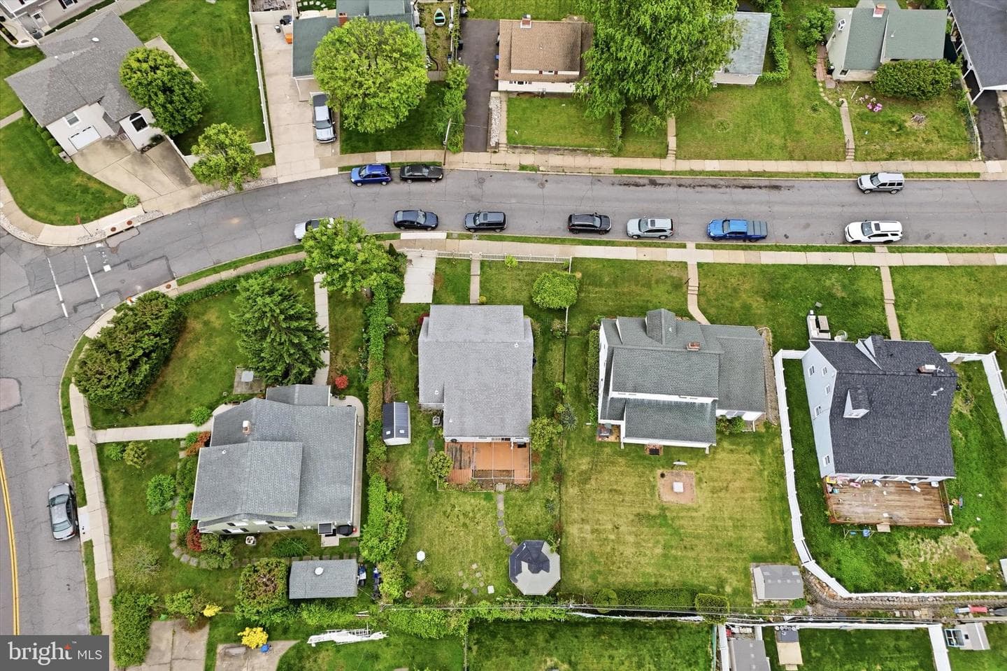 9342 Campus Lane photo 29
