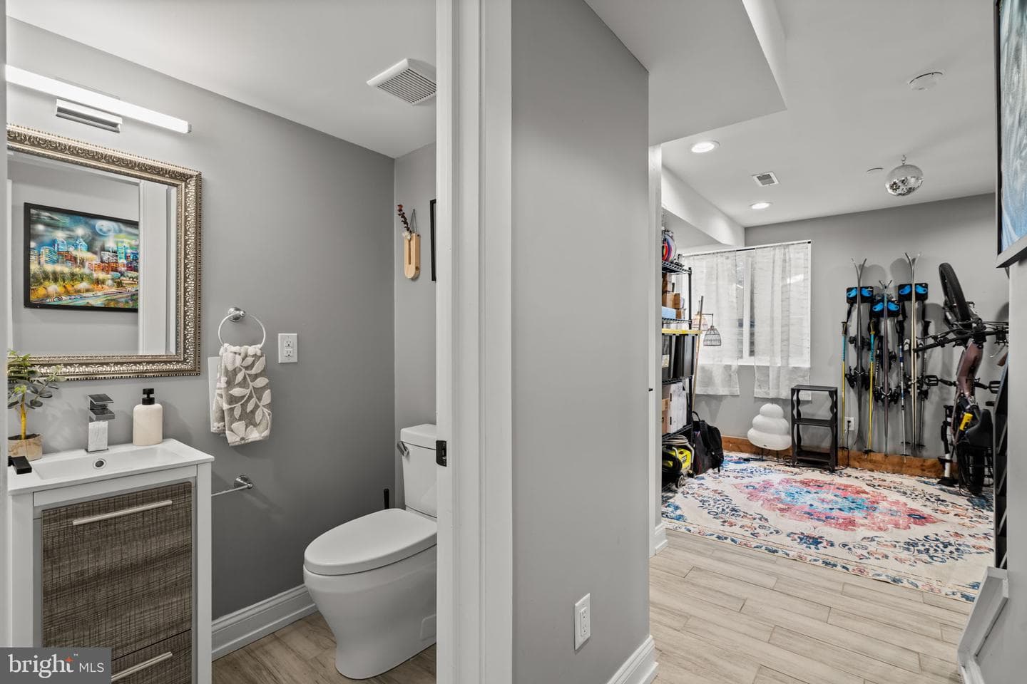 2932 Nicholas Street photo 55
