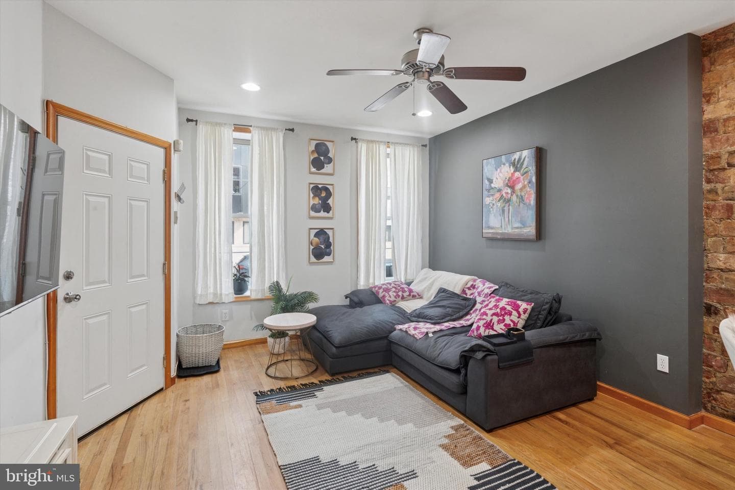 1522 Brown Street #1 photo 3