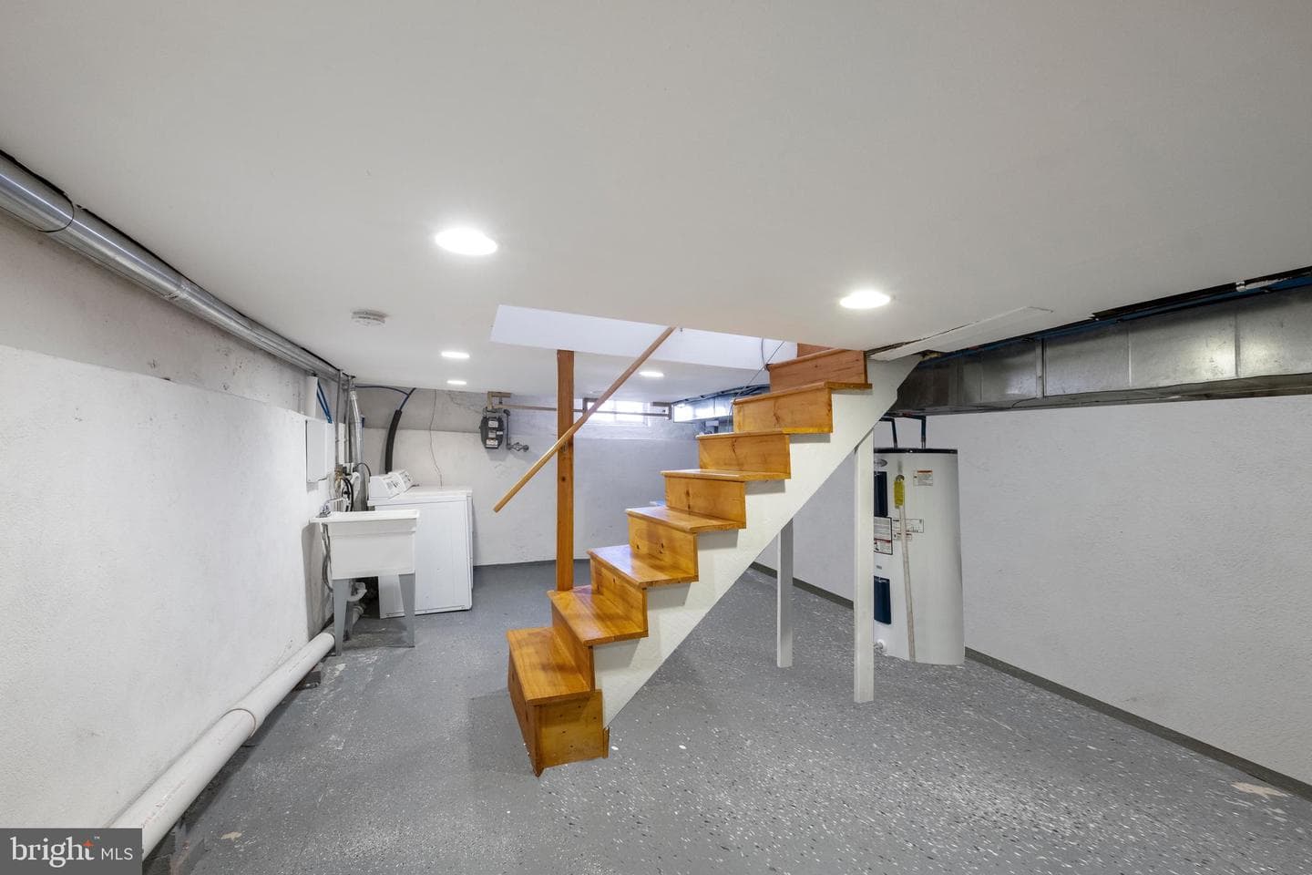 2539 Webb Street photo 29