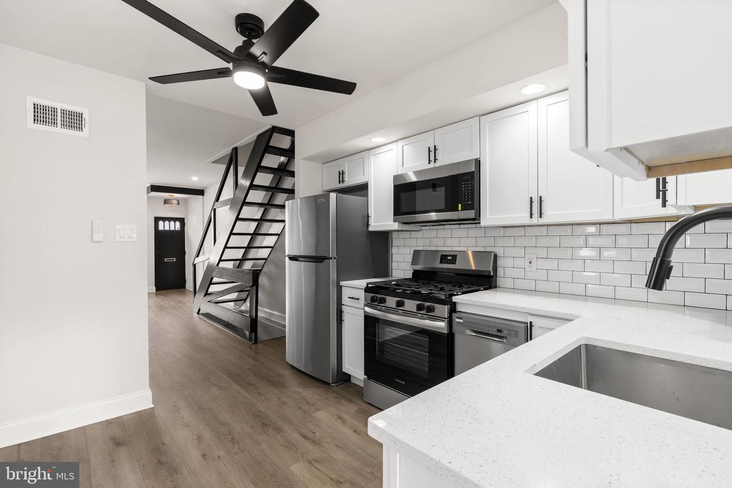 2529 S Camac Street photo 10
