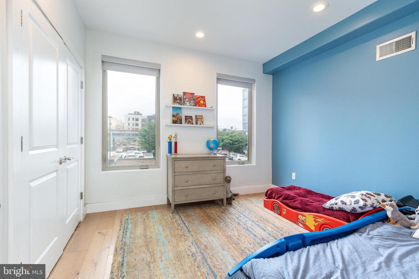 1511 N Howard Street photo 20