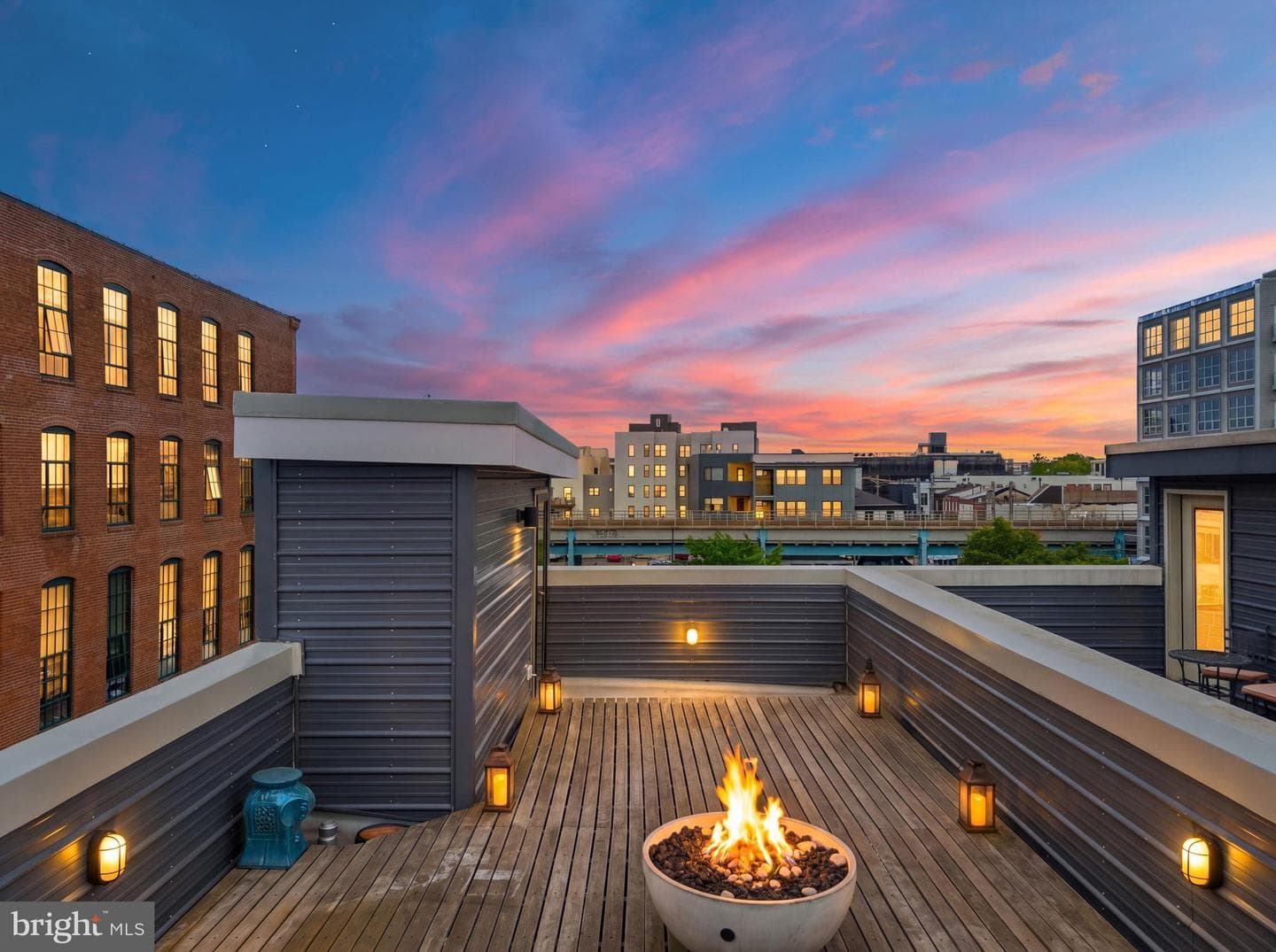 1511 N Howard Street photo 29