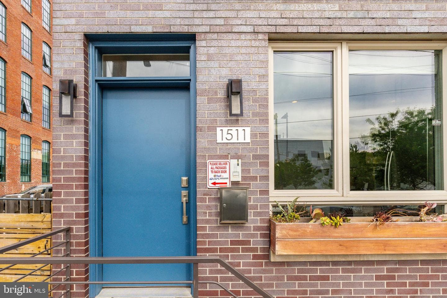 1511 N Howard Street photo 7
