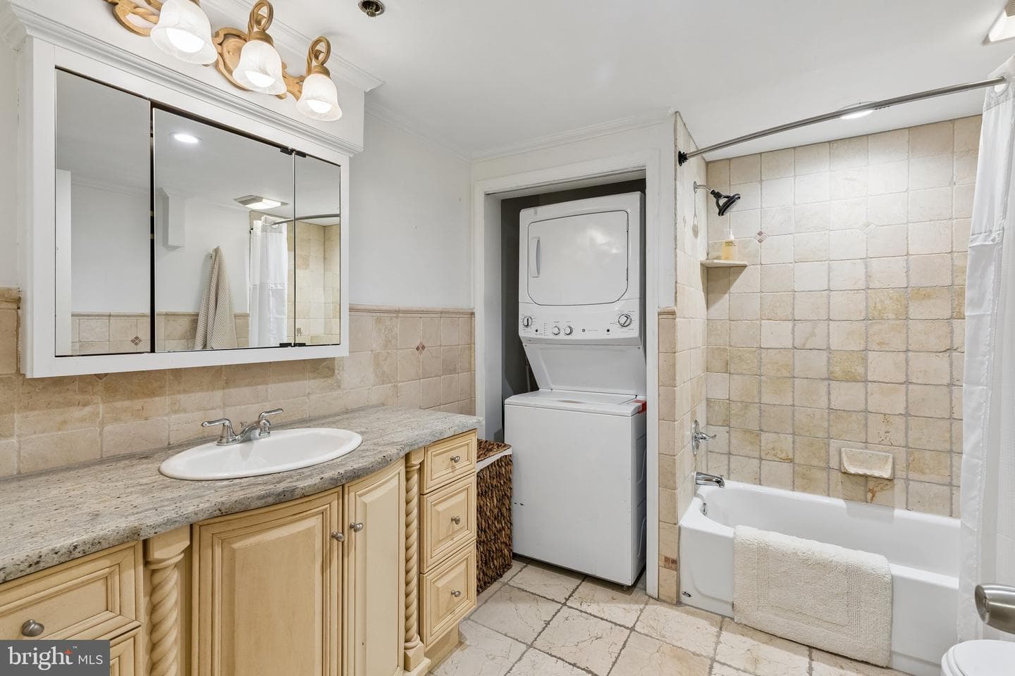 627 N 18th Street #104 photo 17