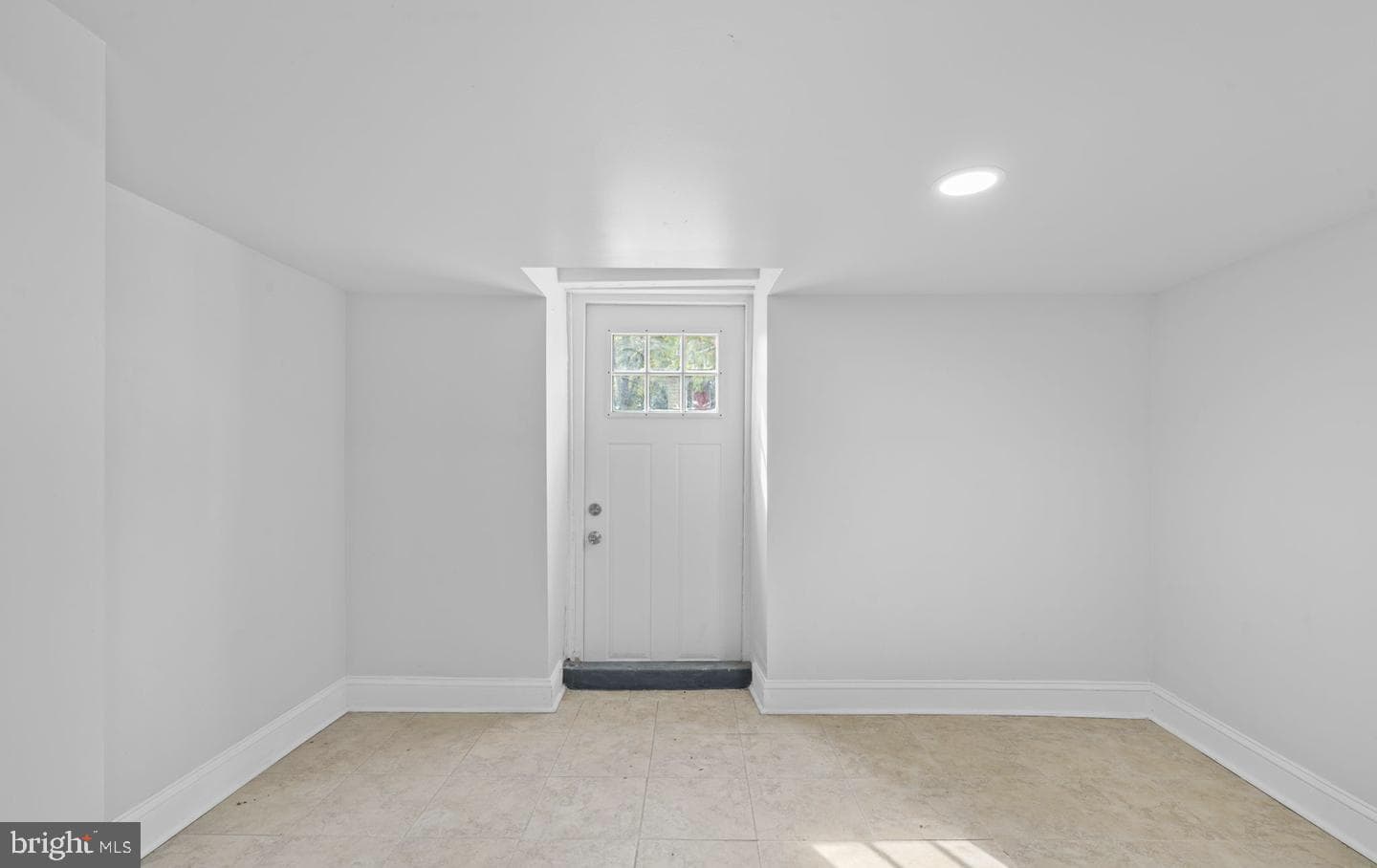 4847 Fairmount Avenue photo 25