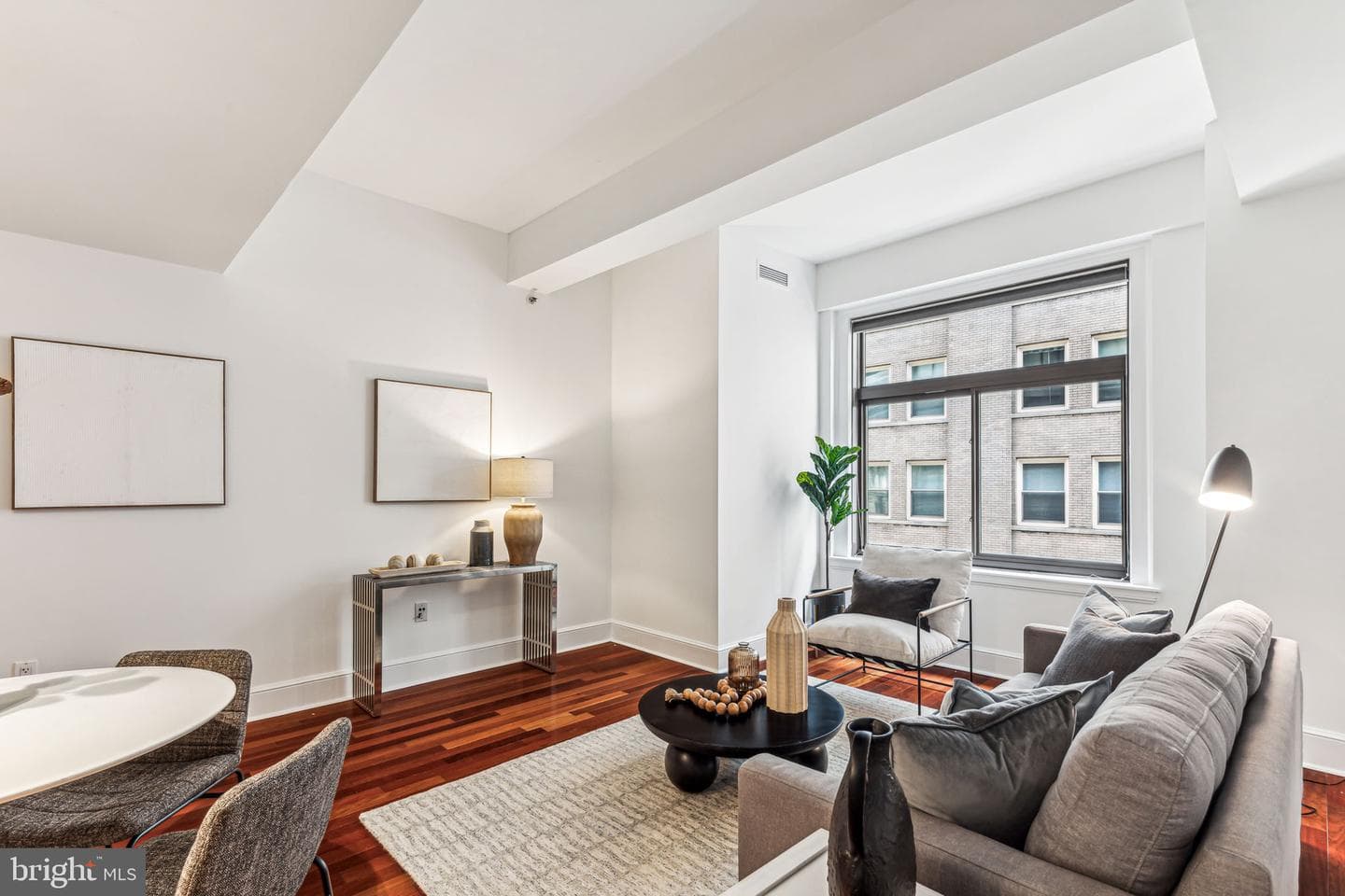 1500 Chestnut Street #5e photo 4
