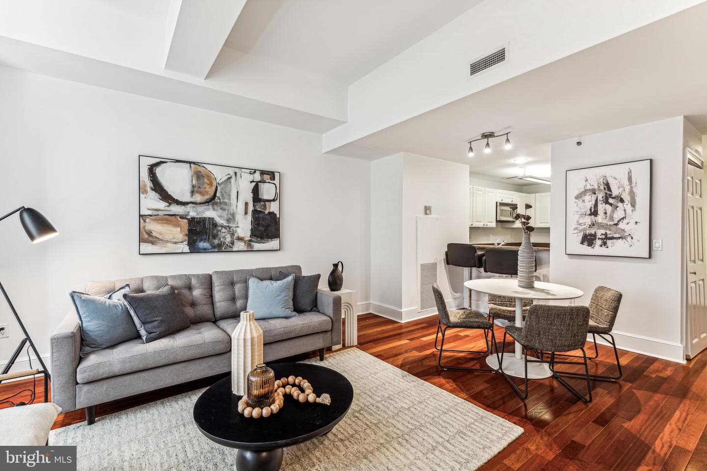 1500 Chestnut Street #5e photo 6