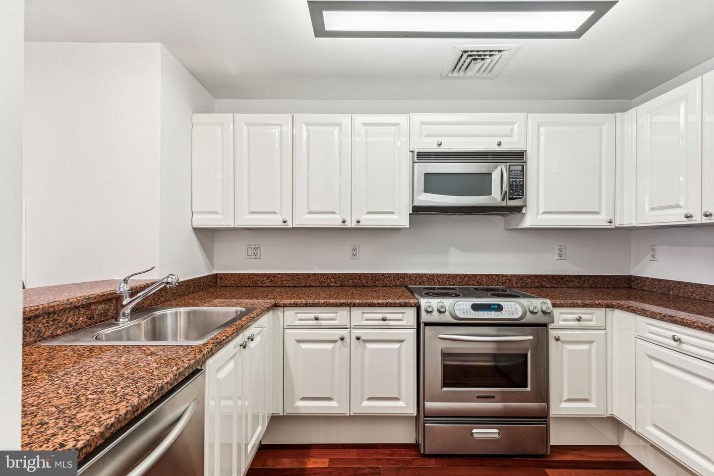 1500 Chestnut Street #5e photo 8