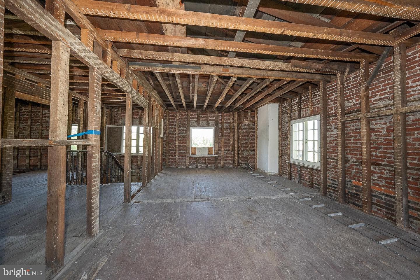 3-5 E Chestnut Hill Avenue photo 15