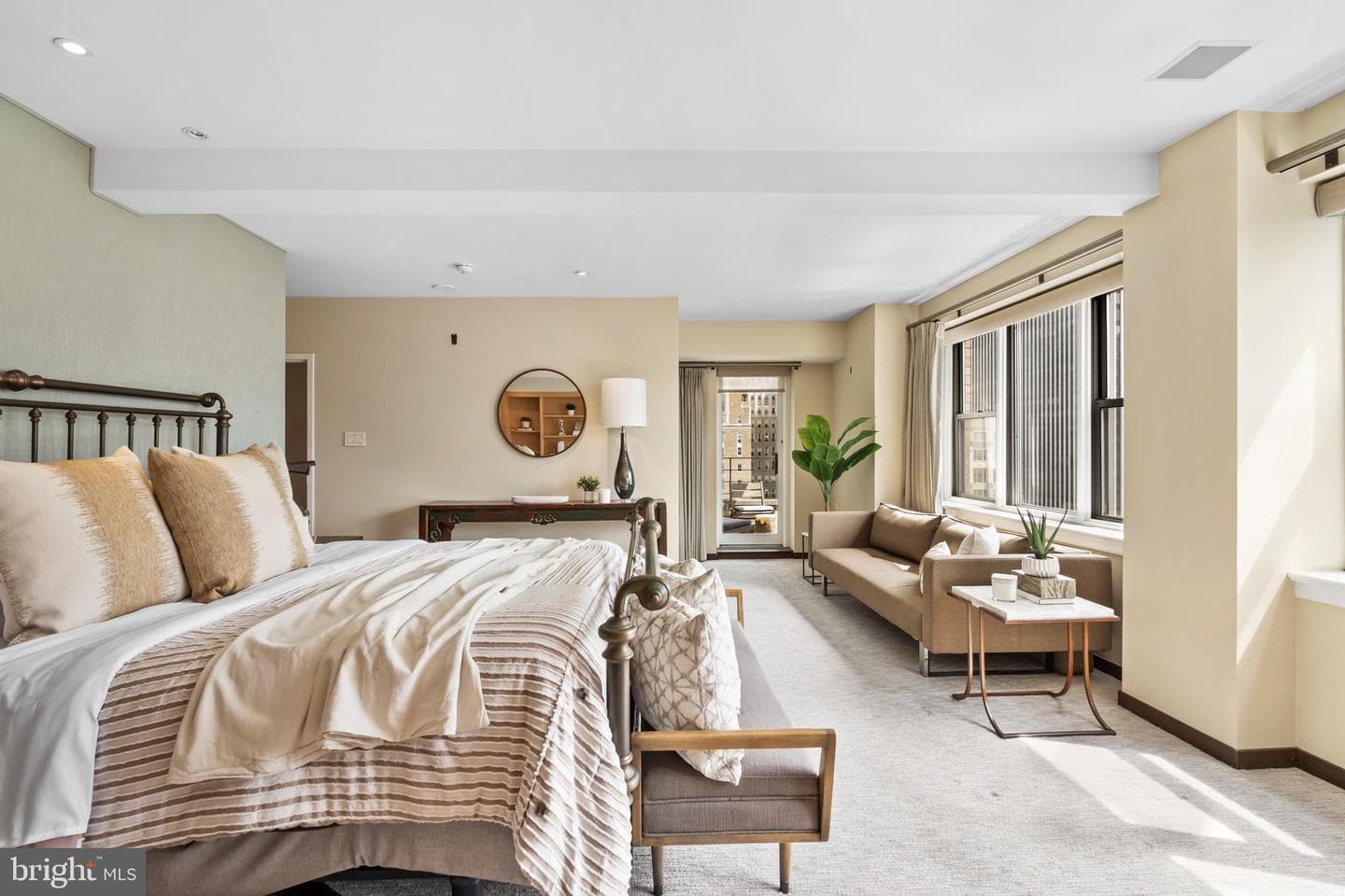 220 W Rittenhouse Sq # 18A photo 14