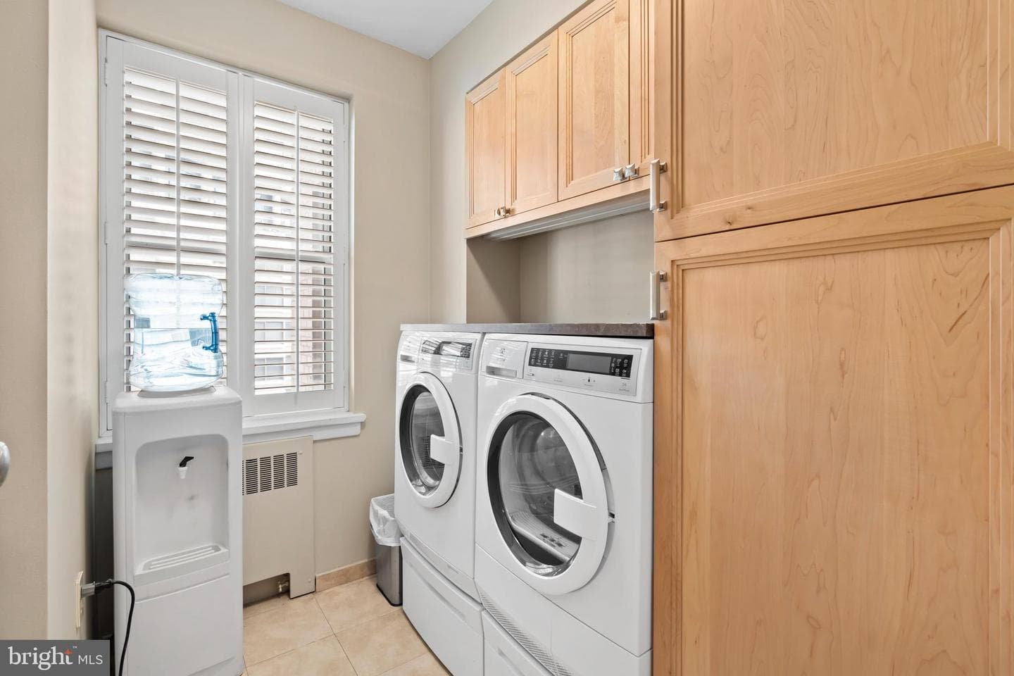 220 W Rittenhouse Sq # 18A photo 23