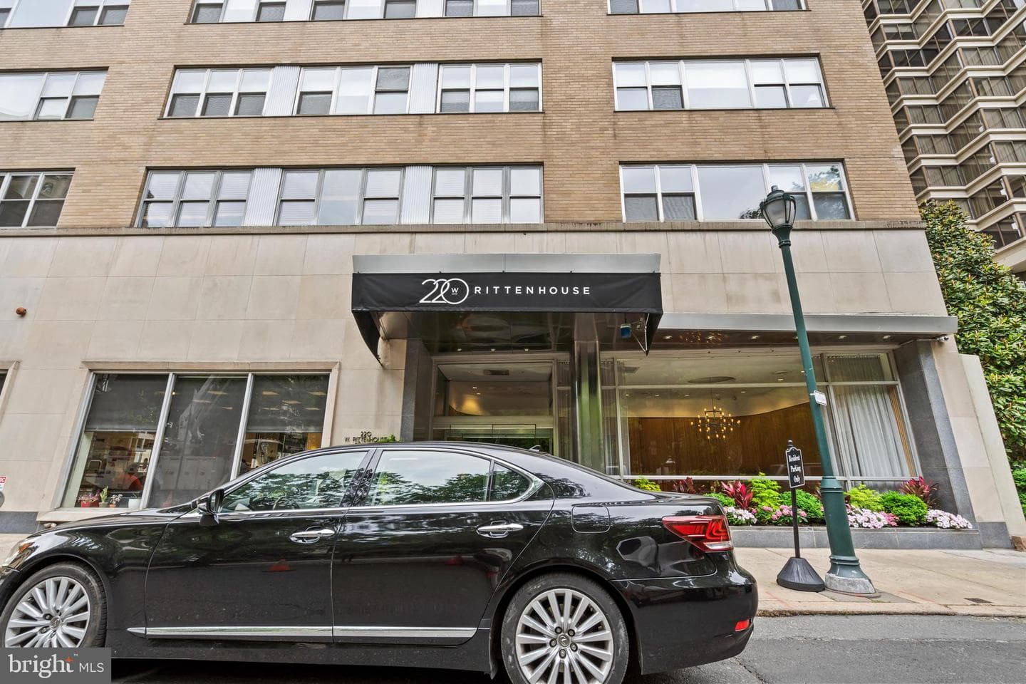 220 W Rittenhouse Sq # 18A photo 34