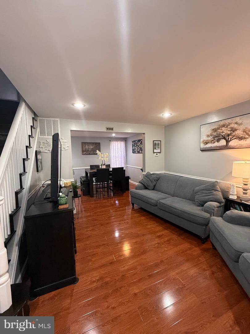 5954 Agusta Street photo 5