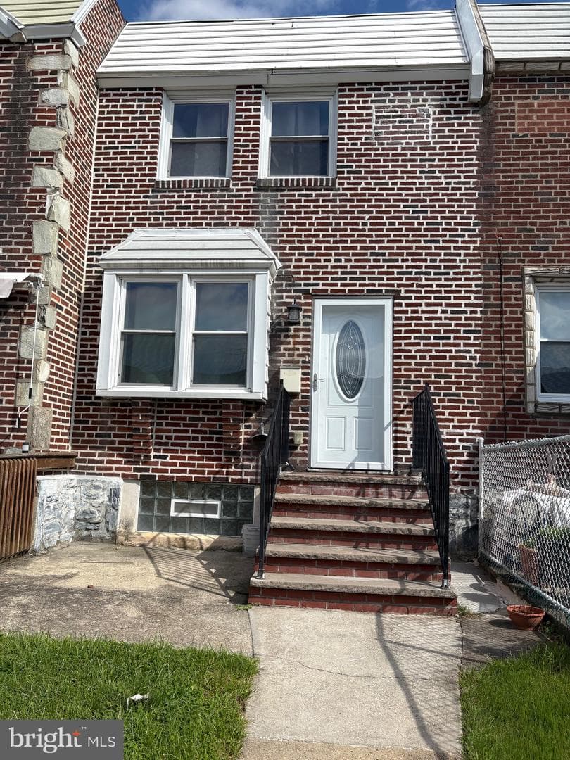 7151 Akron Street photo 1