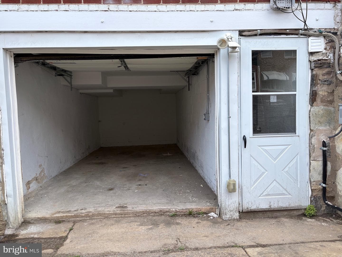 7151 Akron Street photo 40
