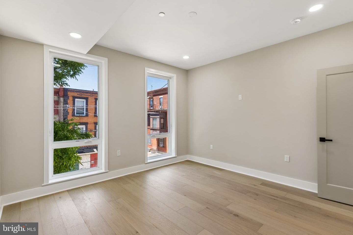 1439 S 8th Street photo 24