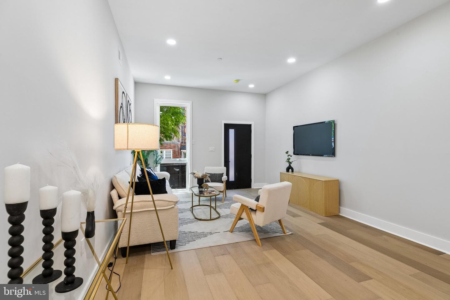 1439 S 8th Street photo 3
