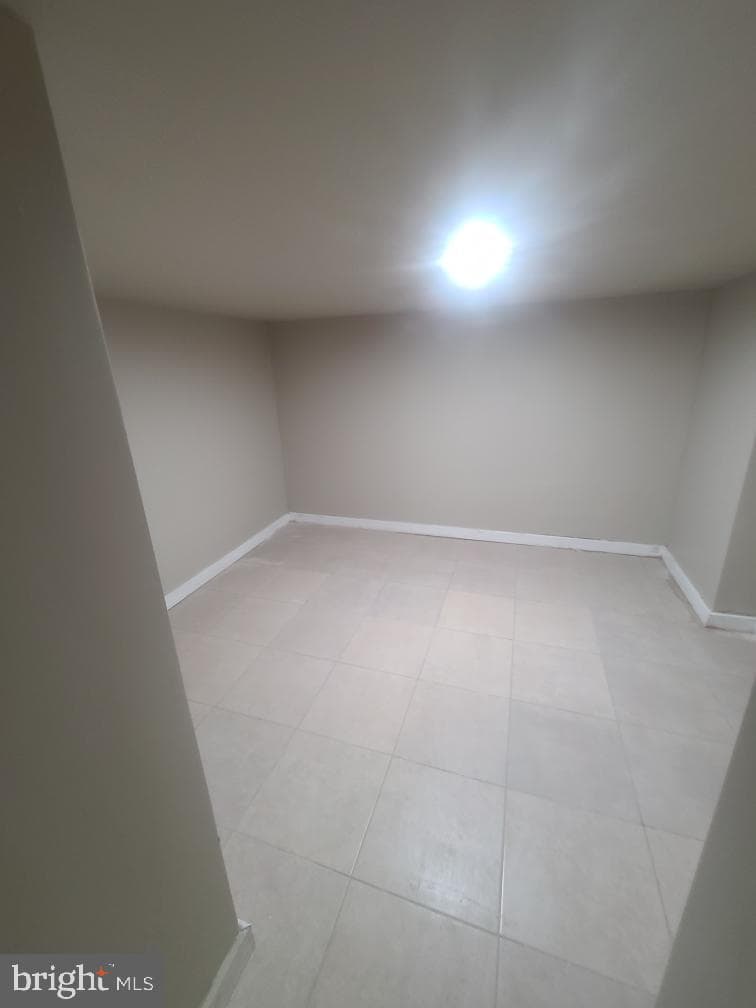 725 Tree Street photo 12