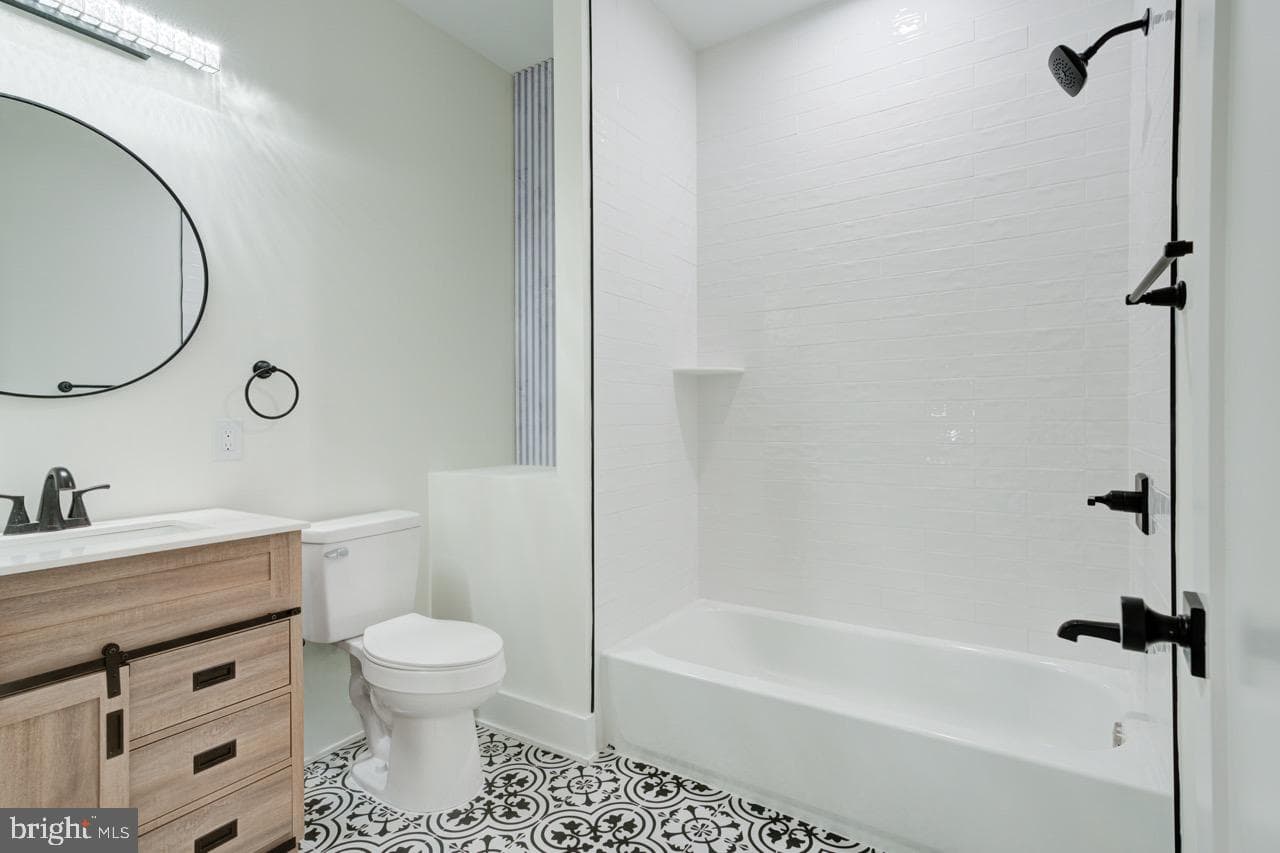 2620 E Harold Street photo 44