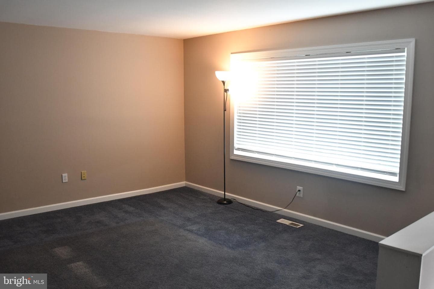 12407 Wyndom Road photo 6