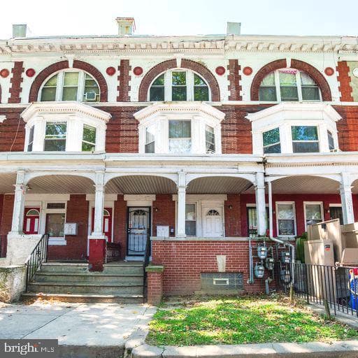 5012 Walnut St photo 1
