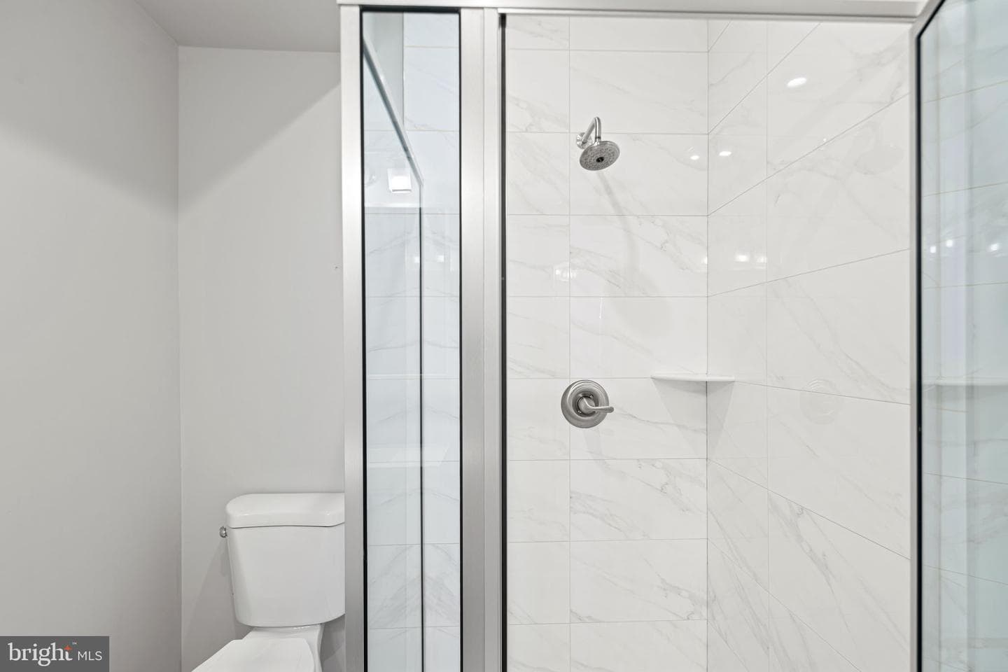 2057 Tasker Street photo 13