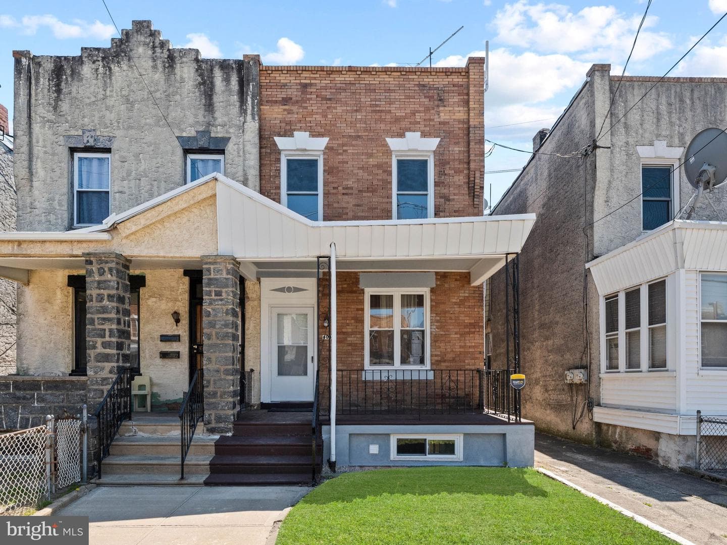 6046 Greenway Ave photo 1