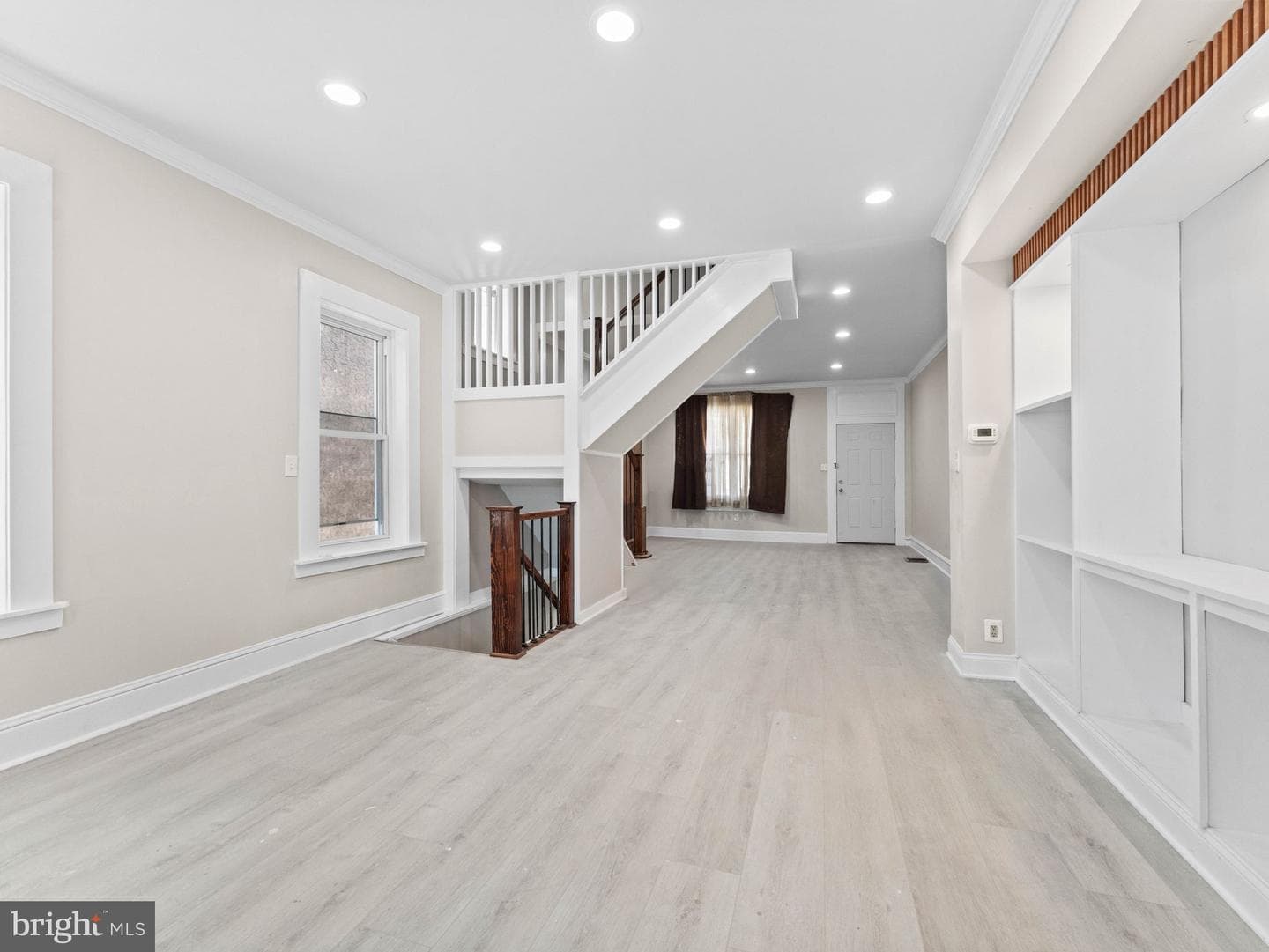 6046 Greenway Ave photo 9