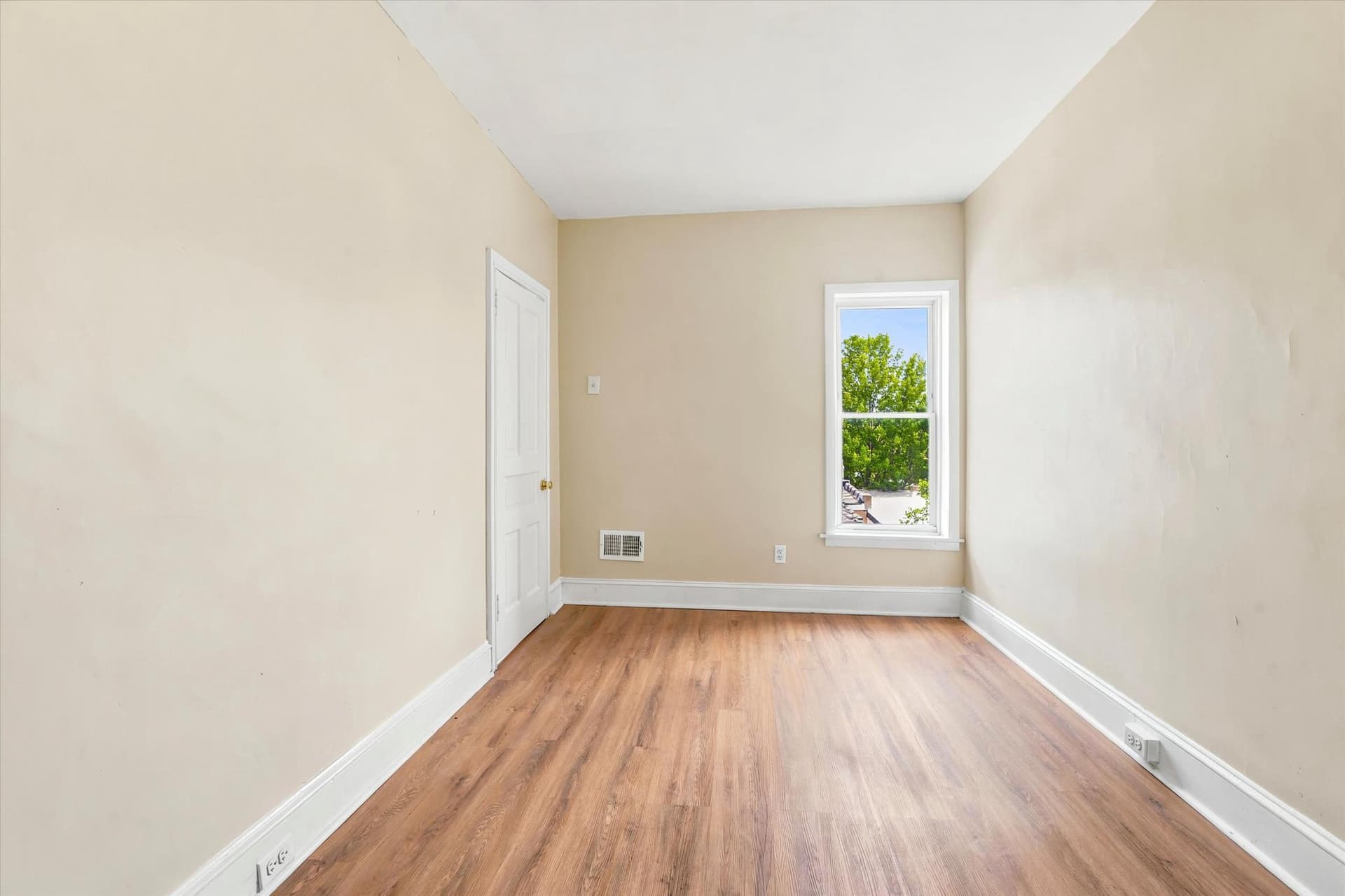 3716 Stanton Street photo 12