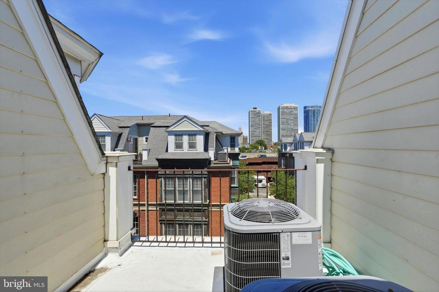 212 Gaskill Street photo 33