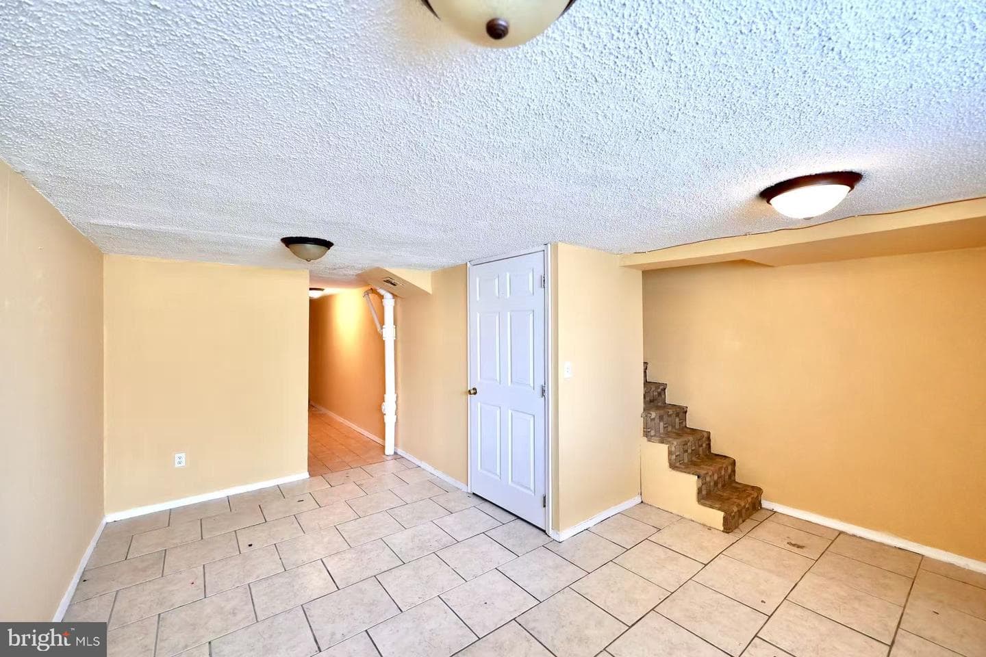 8215 Craig Street photo 26