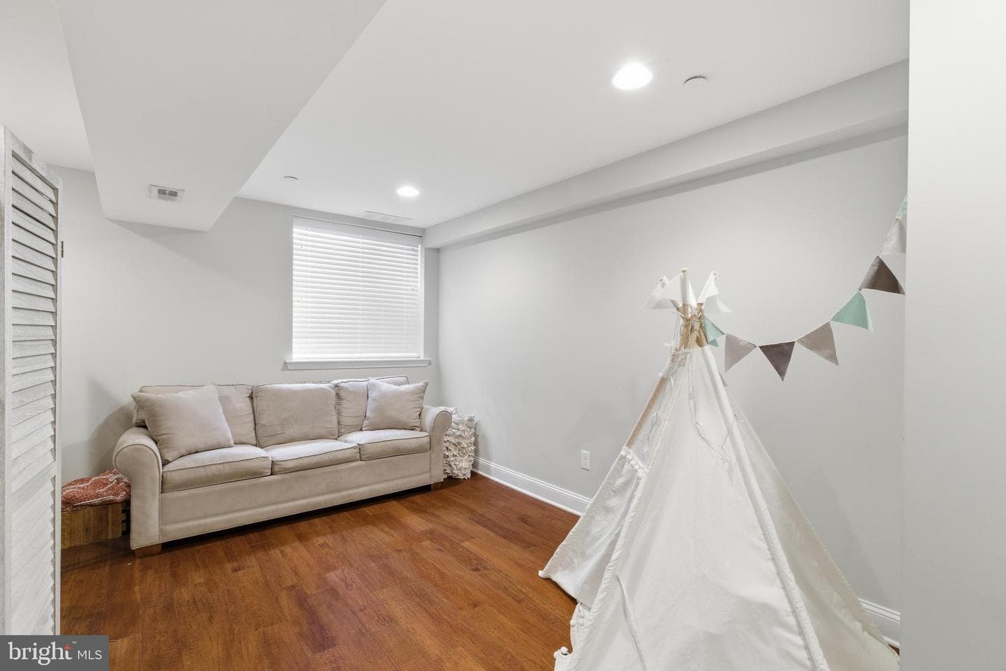 2249 Kimball Street photo 24