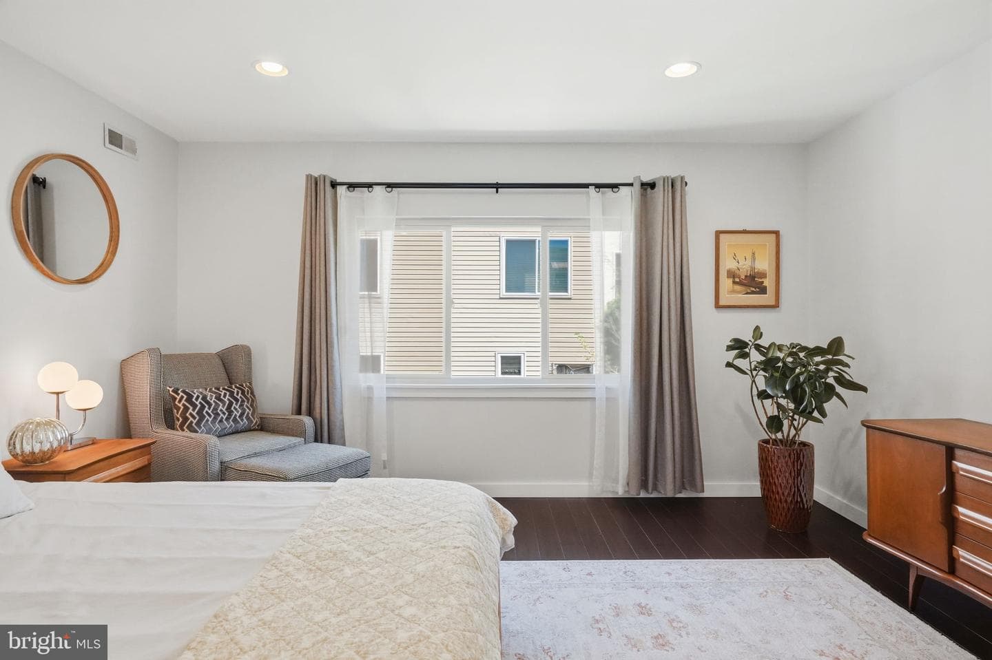 2045 Federal Street photo 16