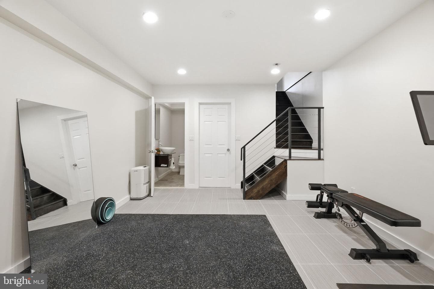 2045 Federal Street photo 29