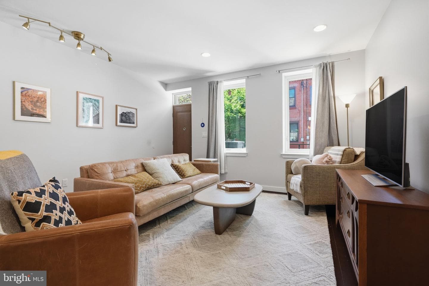 2045 Federal Street photo 6