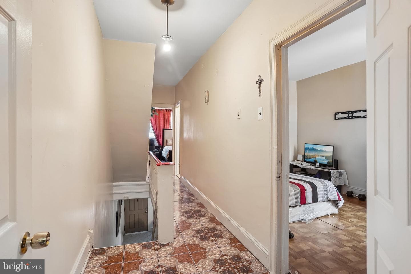 5112 N Fairhill Street photo 15