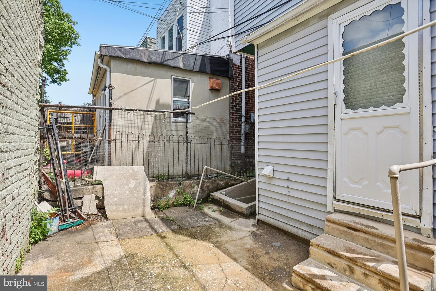 5112 N Fairhill Street photo 36