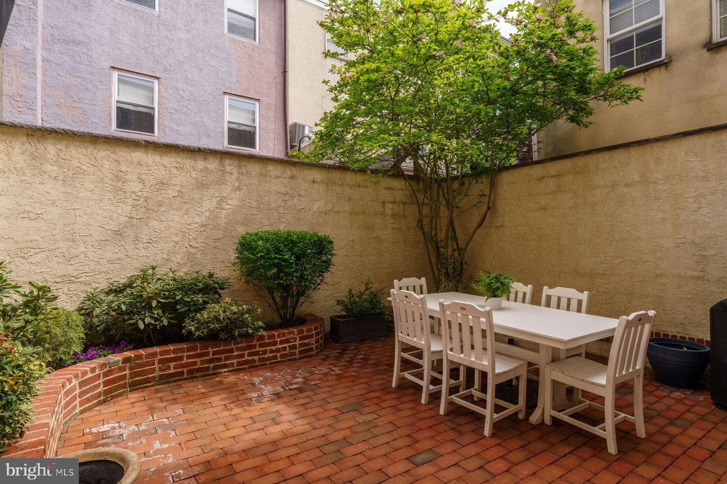 329-33 Pemberton Street photo 6