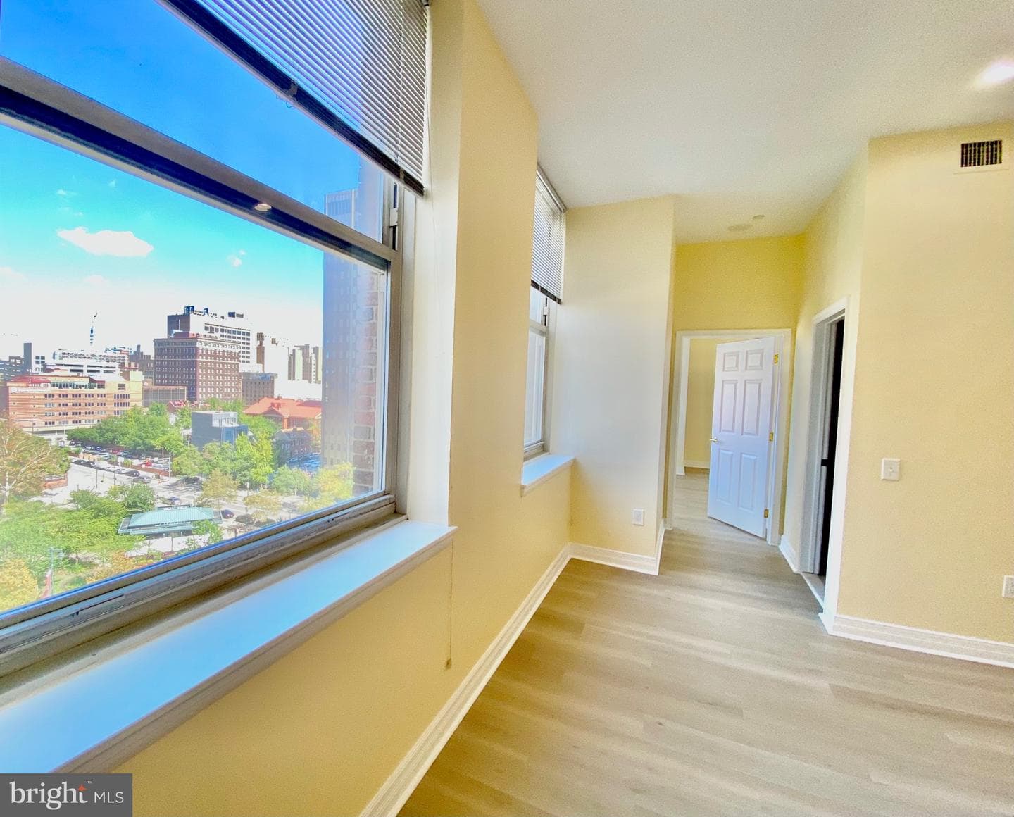 1600 Arch Street #803 photo 8